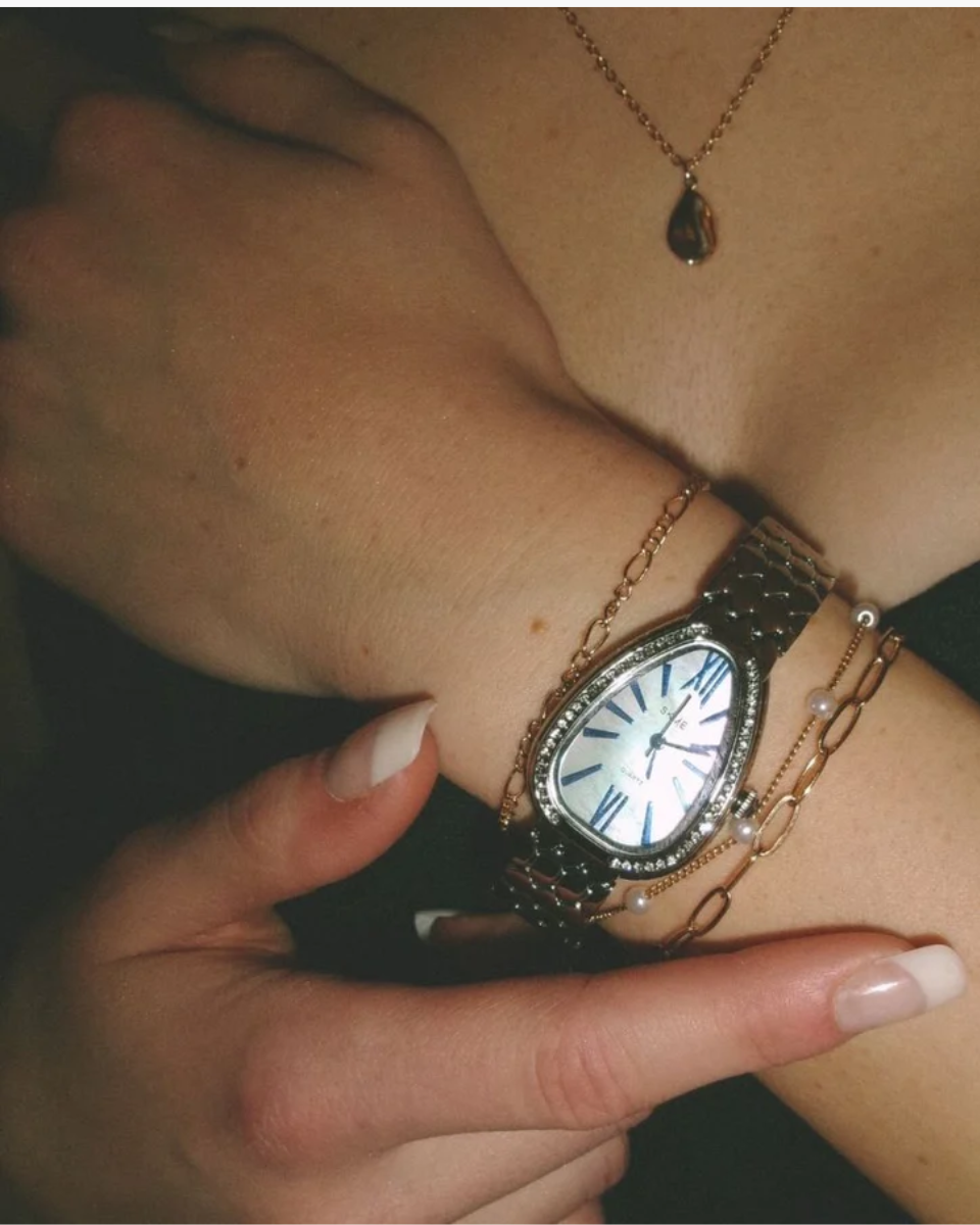 Aurelia – Teardrop design – Gold-toned watch-15233938030965-Nancy & Mae Savannah