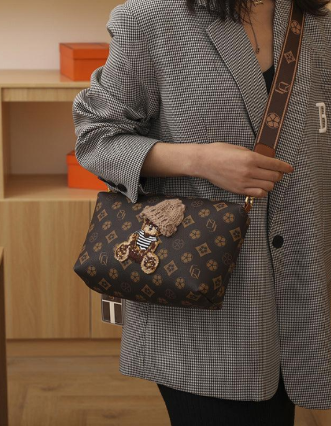 Berenza – Knitted bear accent – Crossbody bag-15209173483893-Nancy & Mae Savannah