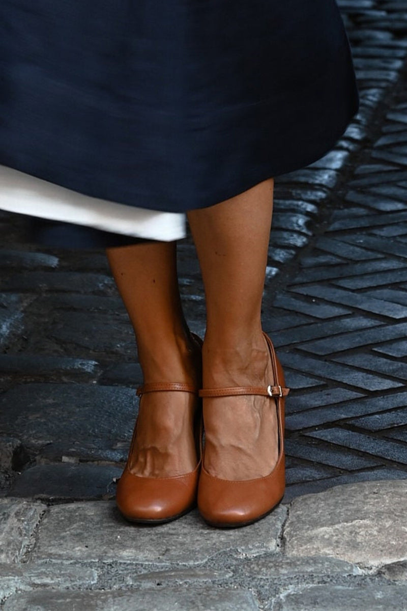 Bravina - Everyday strappy sandals on a small heel-15530389406069-Nancy & Mae Savannah