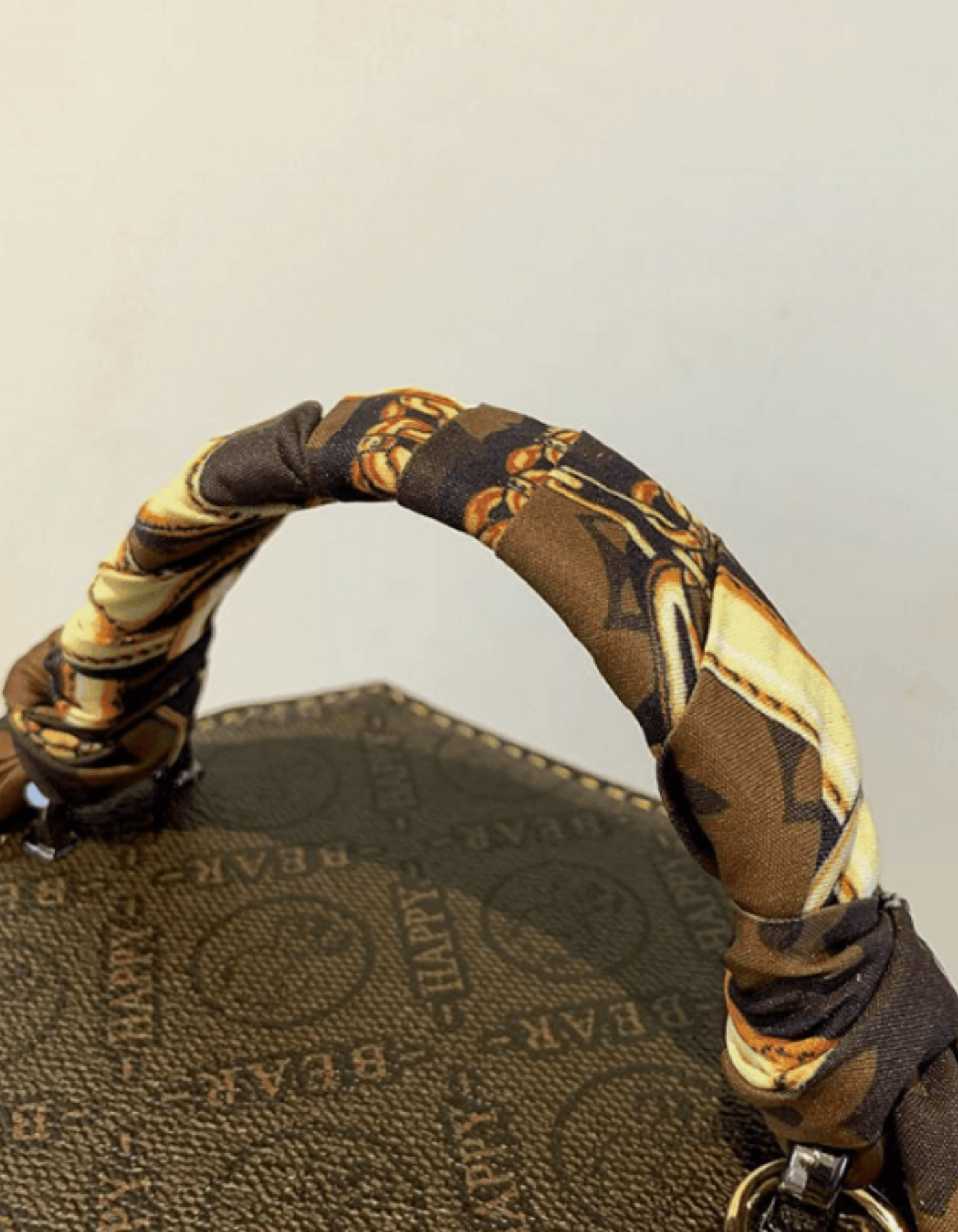 Capucinetta – Monogram bunny detail – Crossbody handbag-15209173844341-Nancy & Mae Savannah