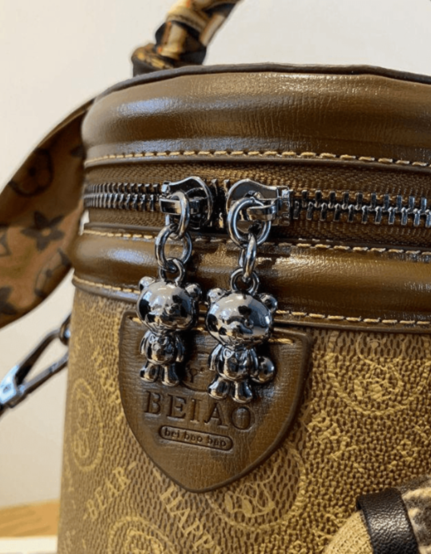 Capucinetta – Monogram bunny detail – Crossbody handbag-15209173844341-Nancy & Mae Savannah