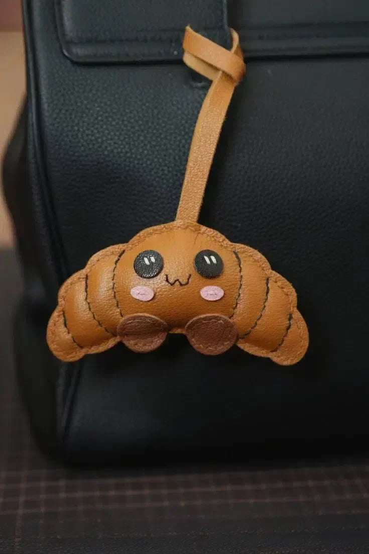 Croissant – Chic design – Bag charm-15133607526773-Mirella Fiore