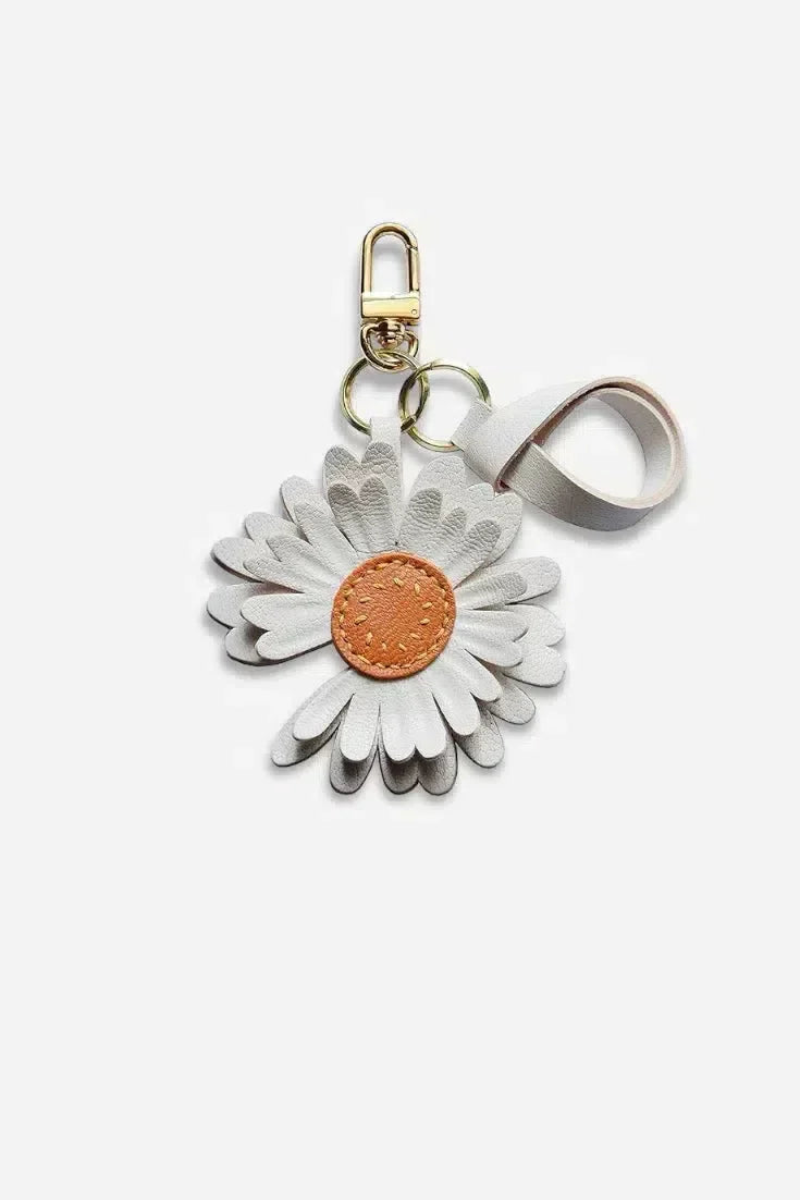 Daisy – Floral design – Bag charm-15133607428469-Nancy & Mae Savannah