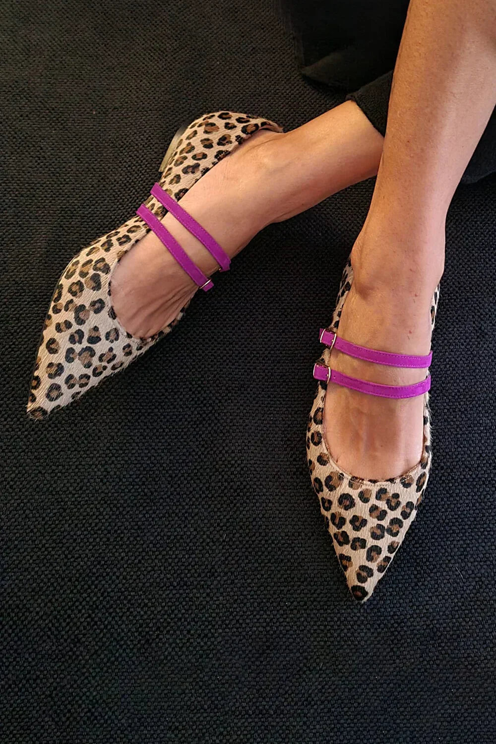 GABRIELLA - LEOPARD-PRINT STRAP FLATS-15549132341621-Mirella Fiore