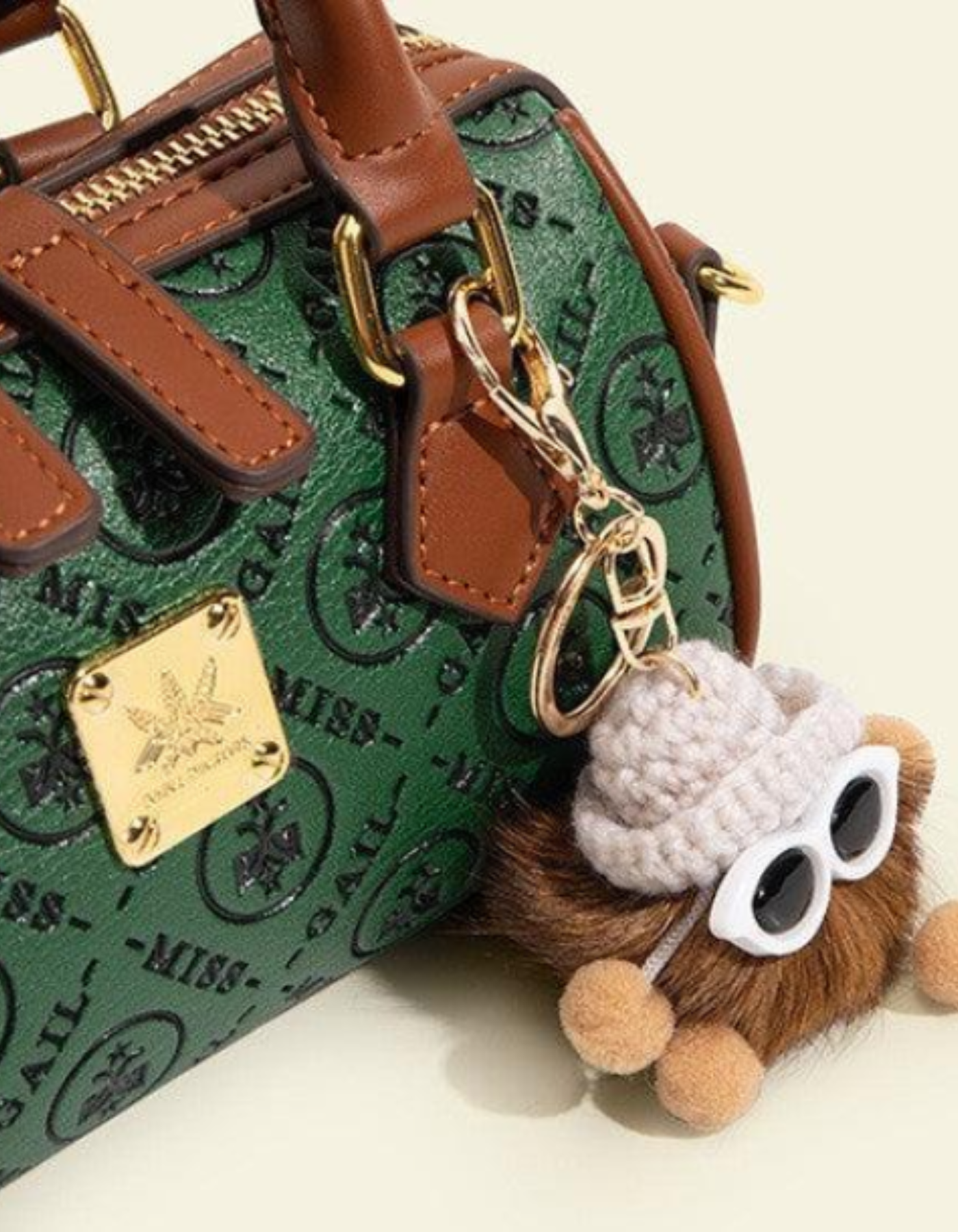 Gallina – Quirky charm detail – Crossbody handbag-15209173582197-Nancy & Mae Savannah