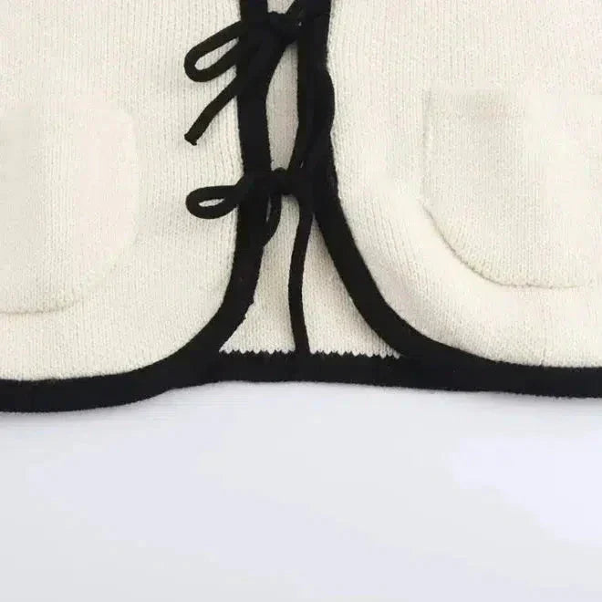 Josette – Bow accents – Chic cardigan-15133677224309-Nancy & Mae Savannah