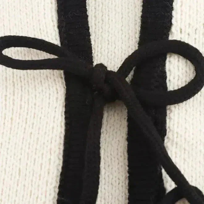 Josette – Bow accents – Chic cardigan-15133677224309-Nancy & Mae Savannah