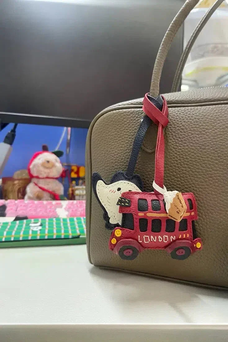 London Bus – Classic design – Bag Charm-15133606871413-Nancy & Mae Savannah