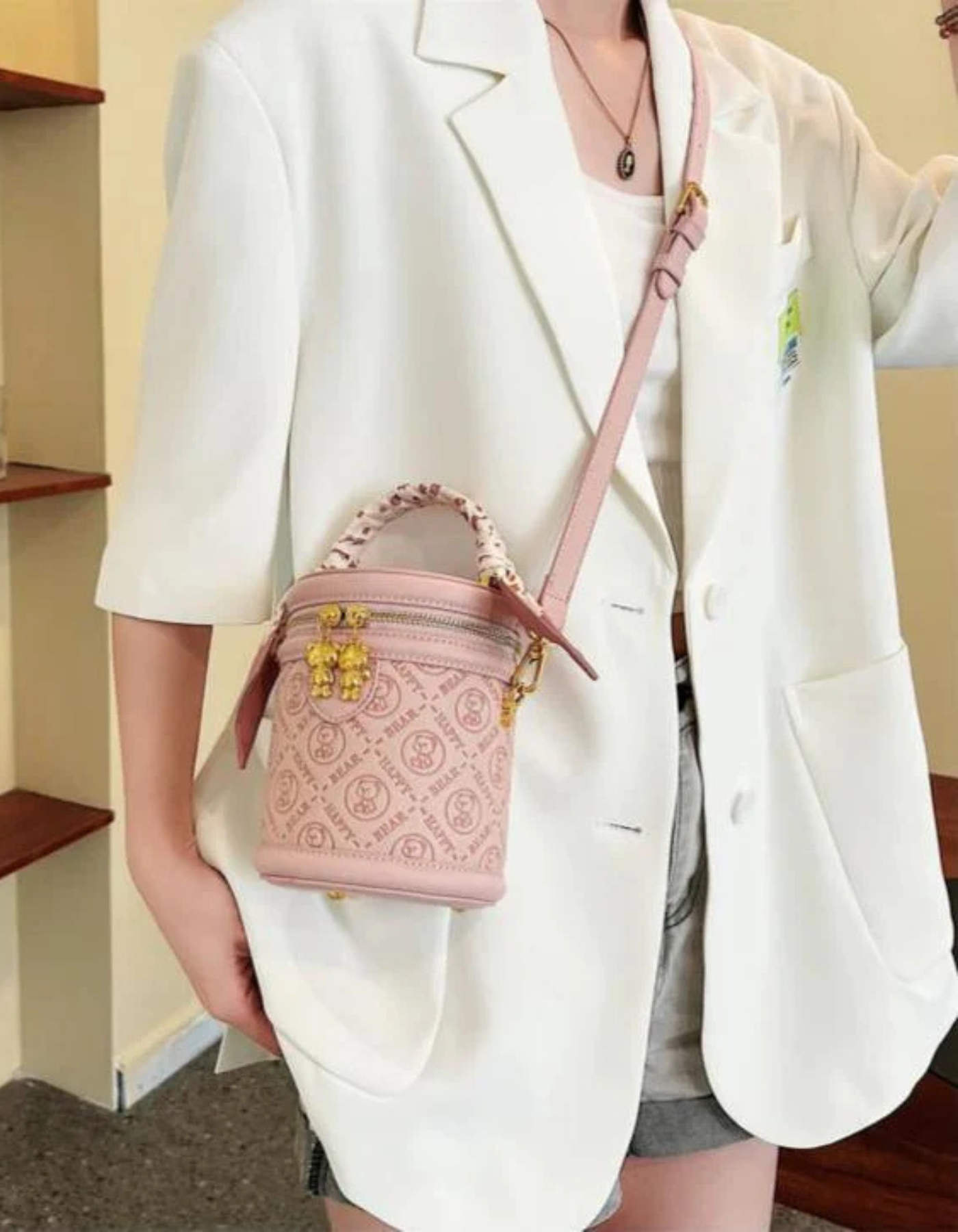 Lunetta – Gold teddy lock – Crossbody handbag-15209173909877-Nancy & Mae Savannah