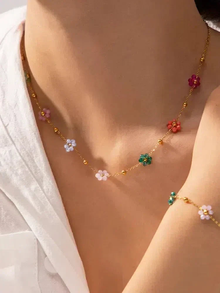 Maevia – Handcrafted floral beads – Flower pendant-15227800060277-Nancy & Mae Savannah