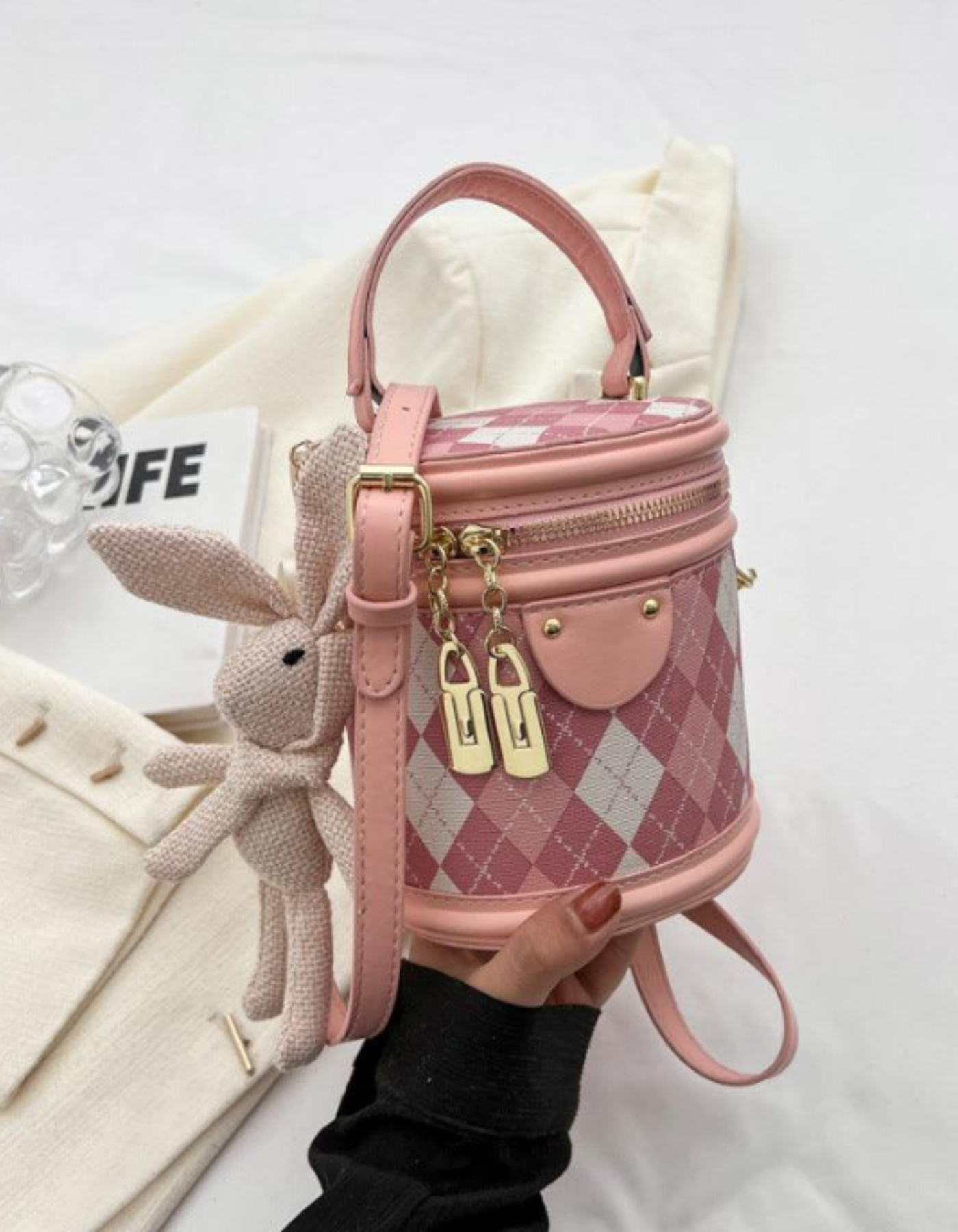 Minivière – Argyle bunny accent – Crossbody handbag-15209173877109-Nancy & Mae Savannah