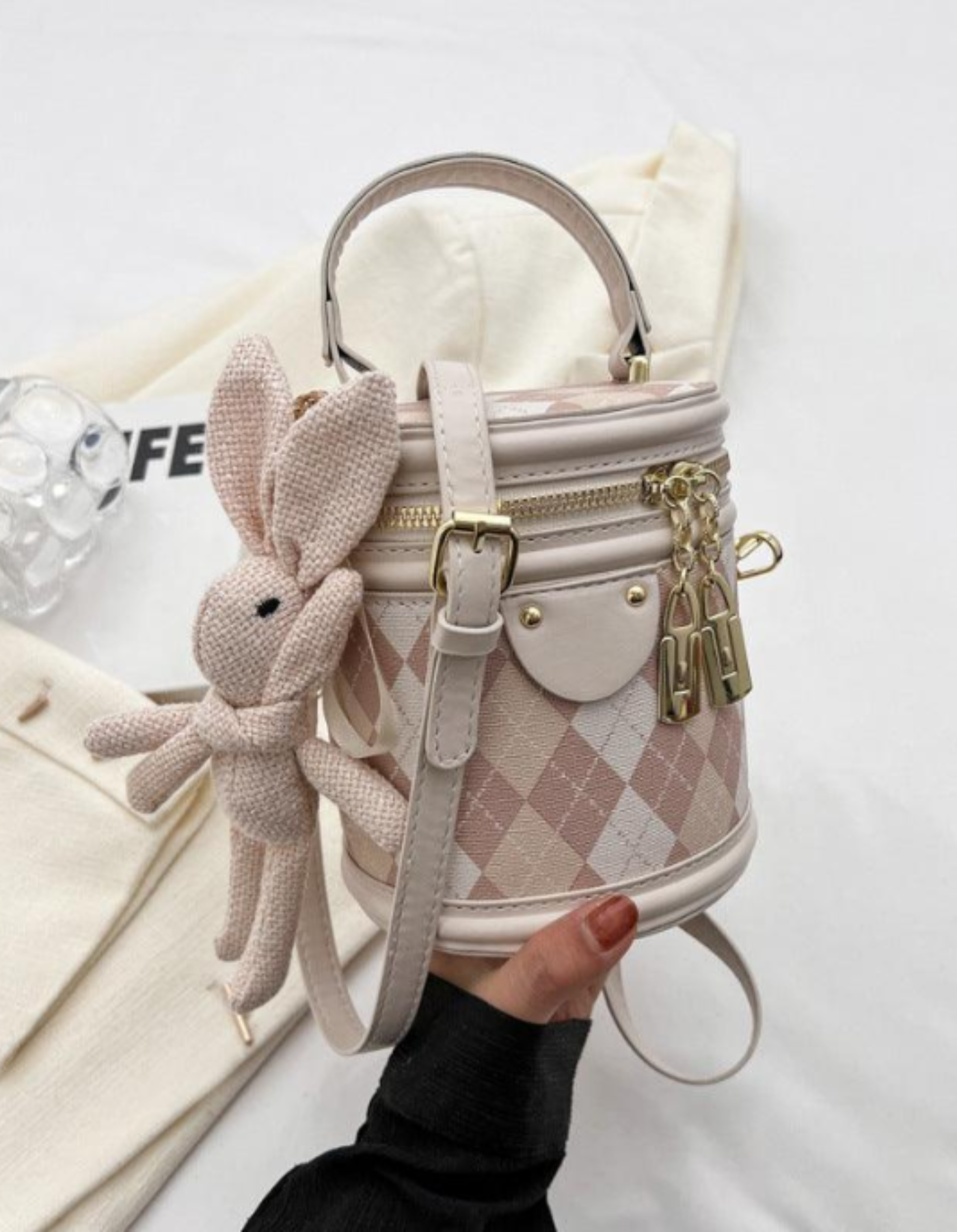 Minivière – Argyle bunny accent – Crossbody handbag-15209173877109-Nancy & Mae Savannah