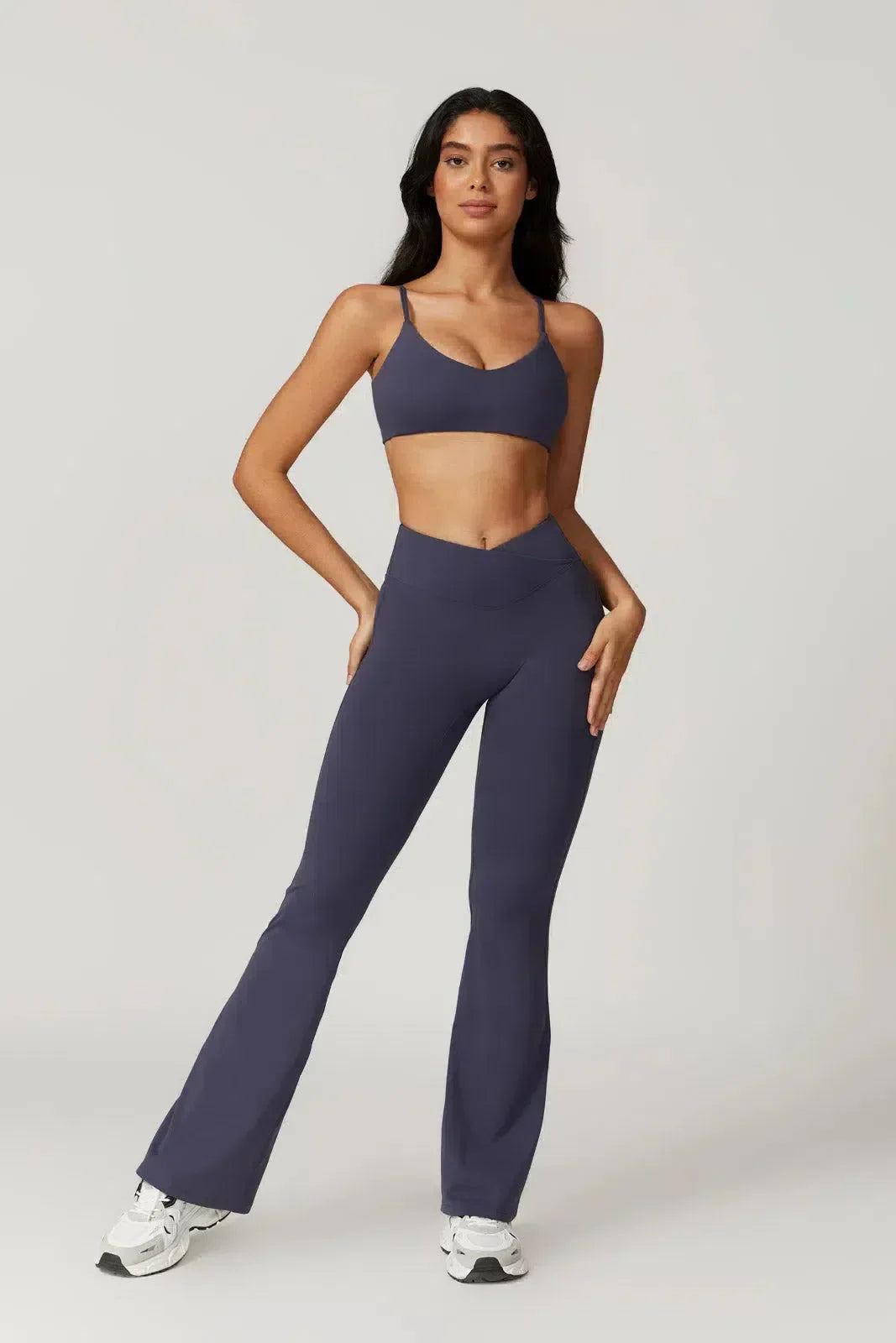Palmira – U-neckline – Sports bra & flared leggings set-15133671457141-Nancy & Mae Savannah
