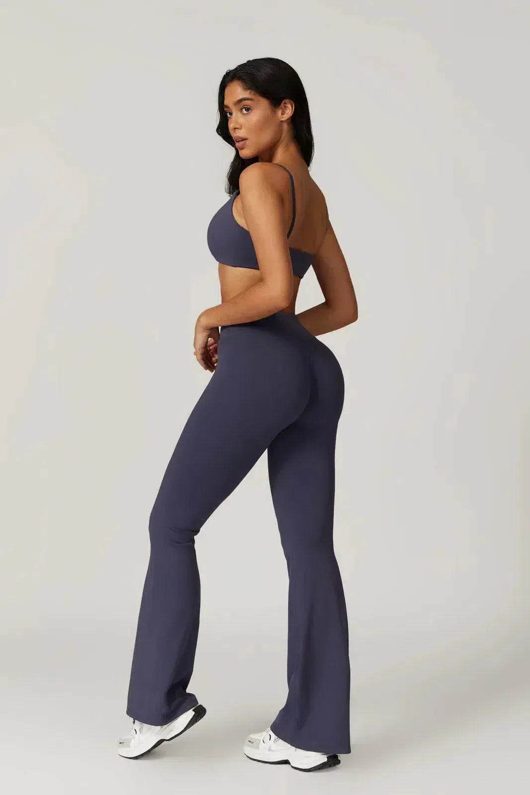 Palmira – U-neckline – Sports bra & flared leggings set-15133671457141-Nancy & Mae Savannah