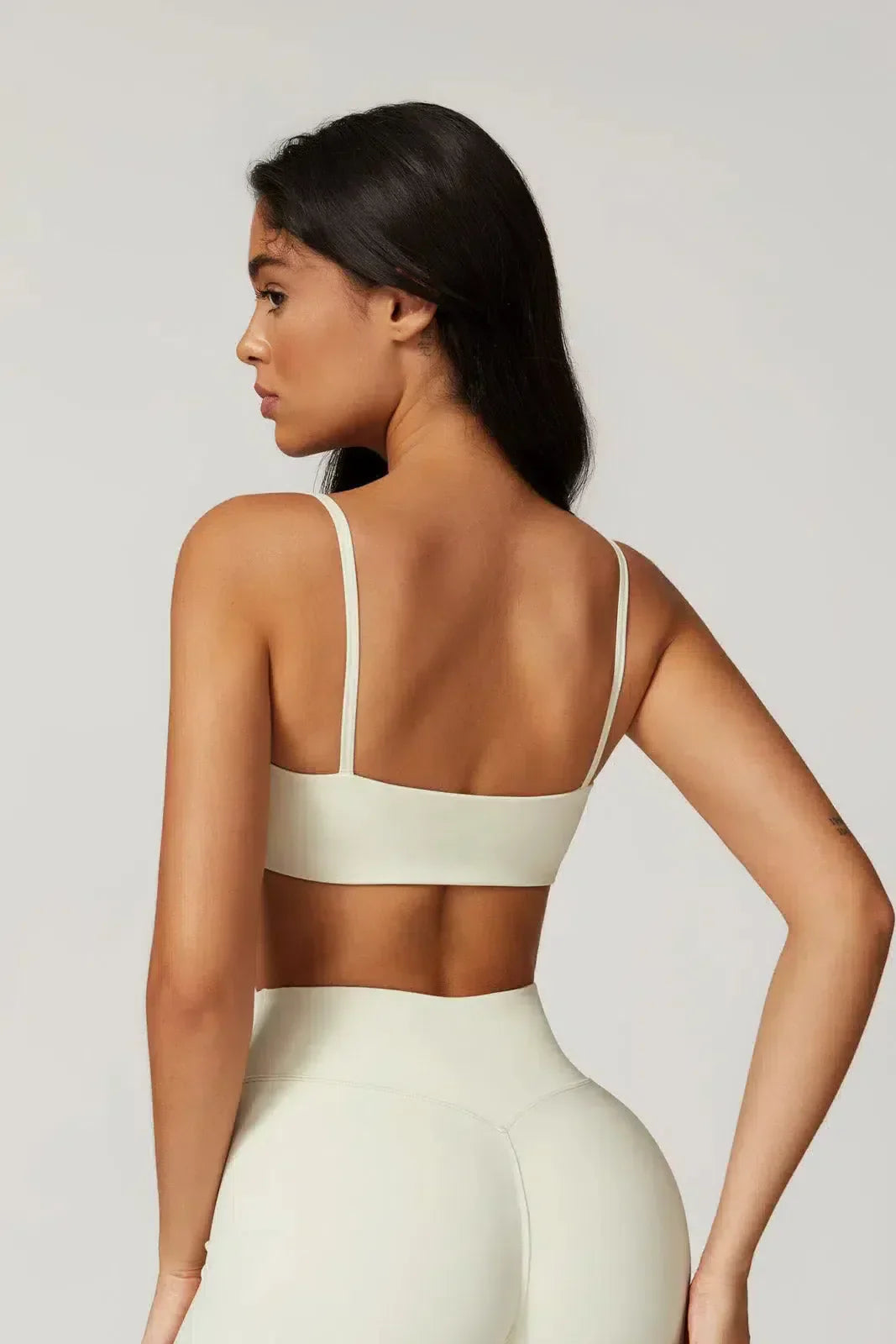 Palmira – U-neckline – Sports bra & flared leggings set-15133671457141-Nancy & Mae Savannah