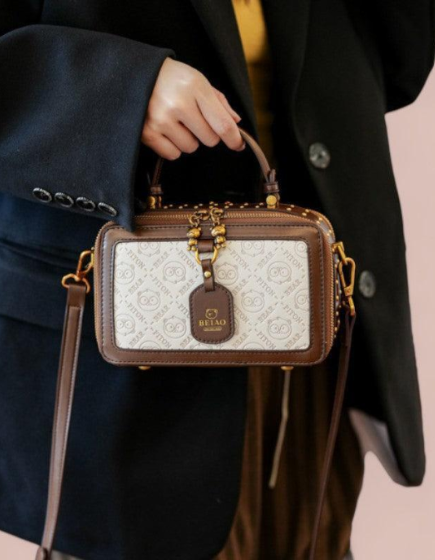 Vianella – Bear charm detail – Crossbody handbag-15209173516661-Nancy & Mae Savannah