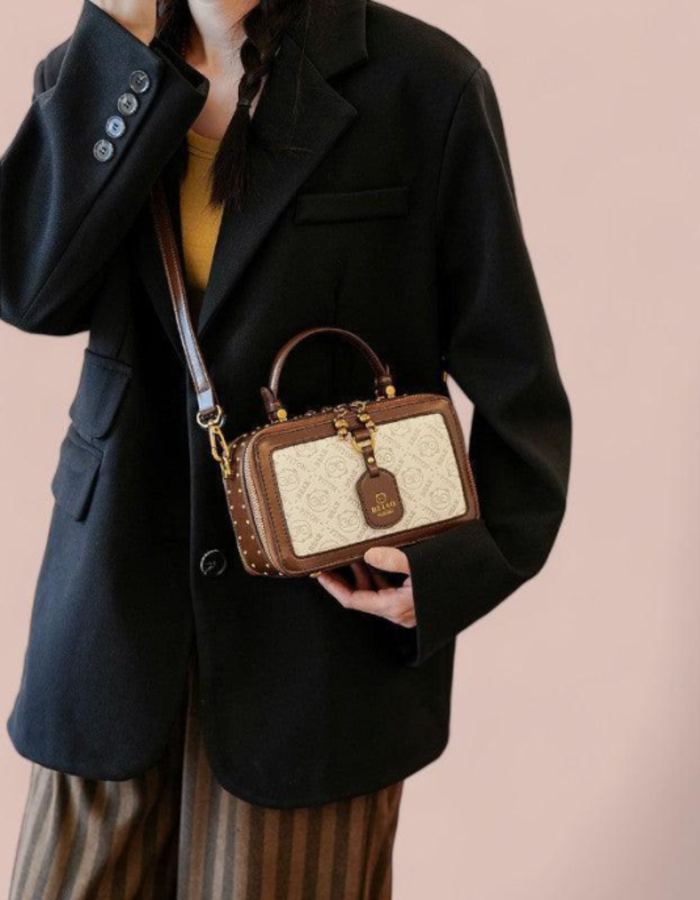 Vianella – Bear charm detail – Crossbody handbag-15209173516661-Nancy & Mae Savannah